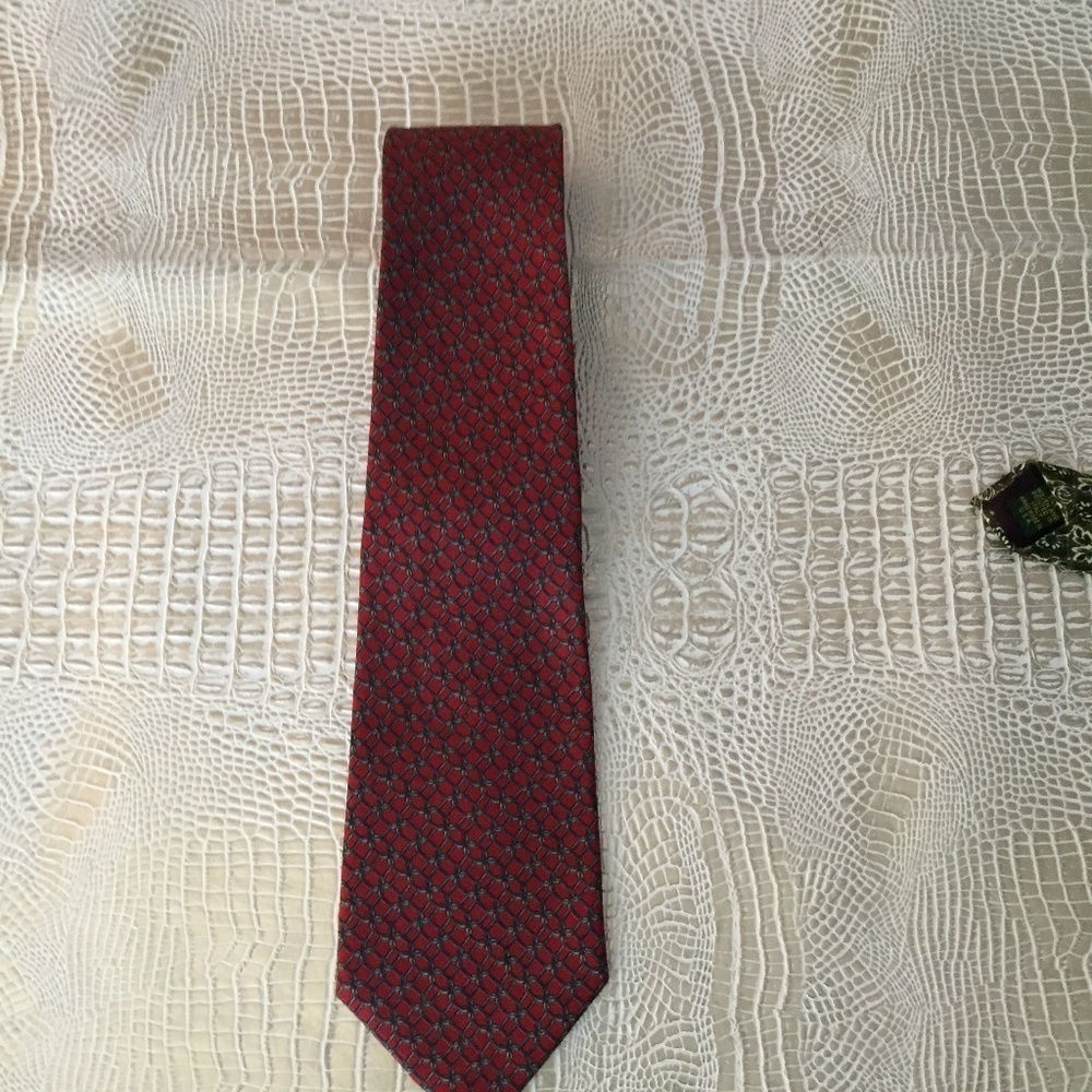 Bentley Men's‎ 100% Silk Neck Tie